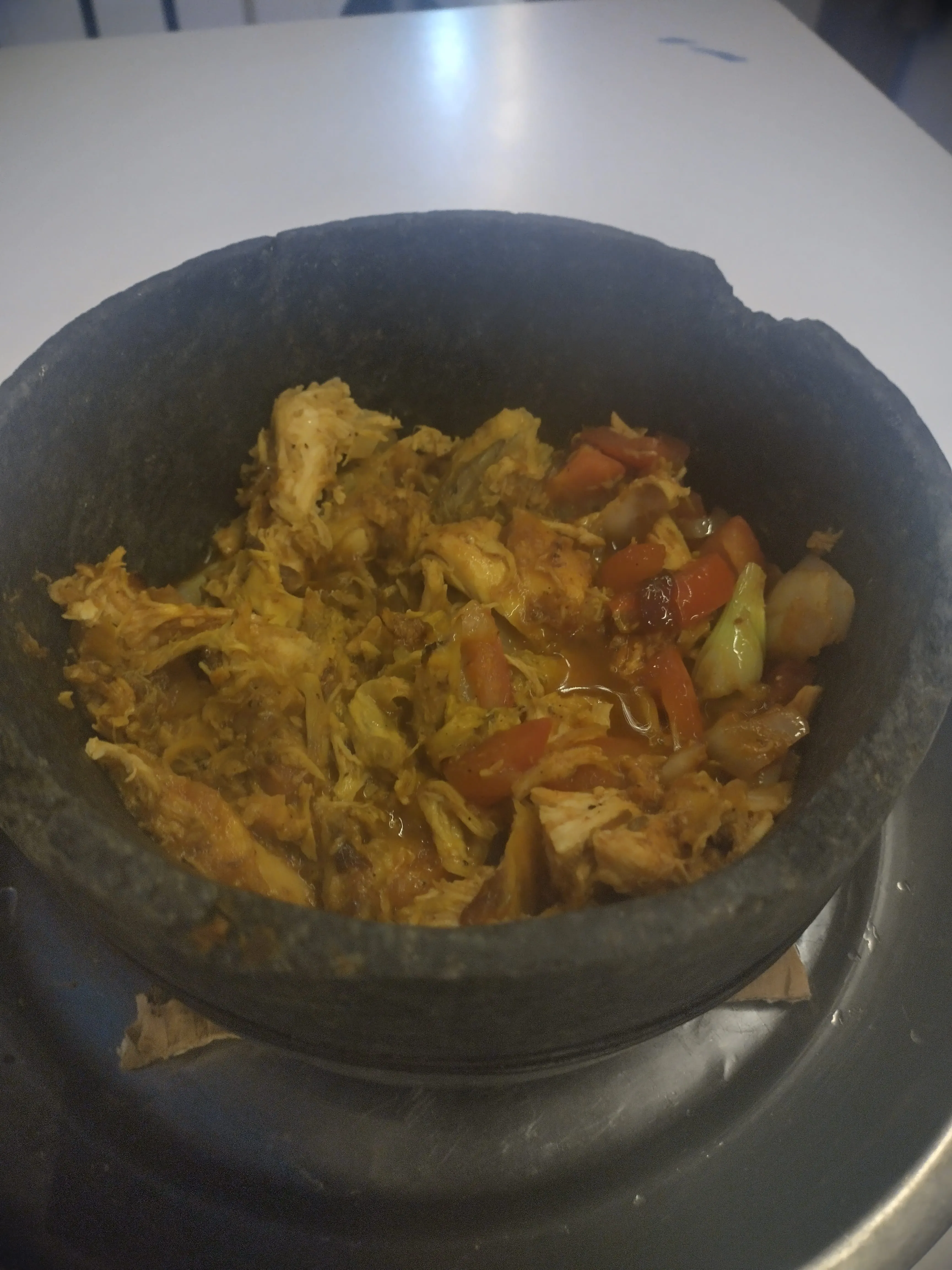 A bowl of Yemeni food